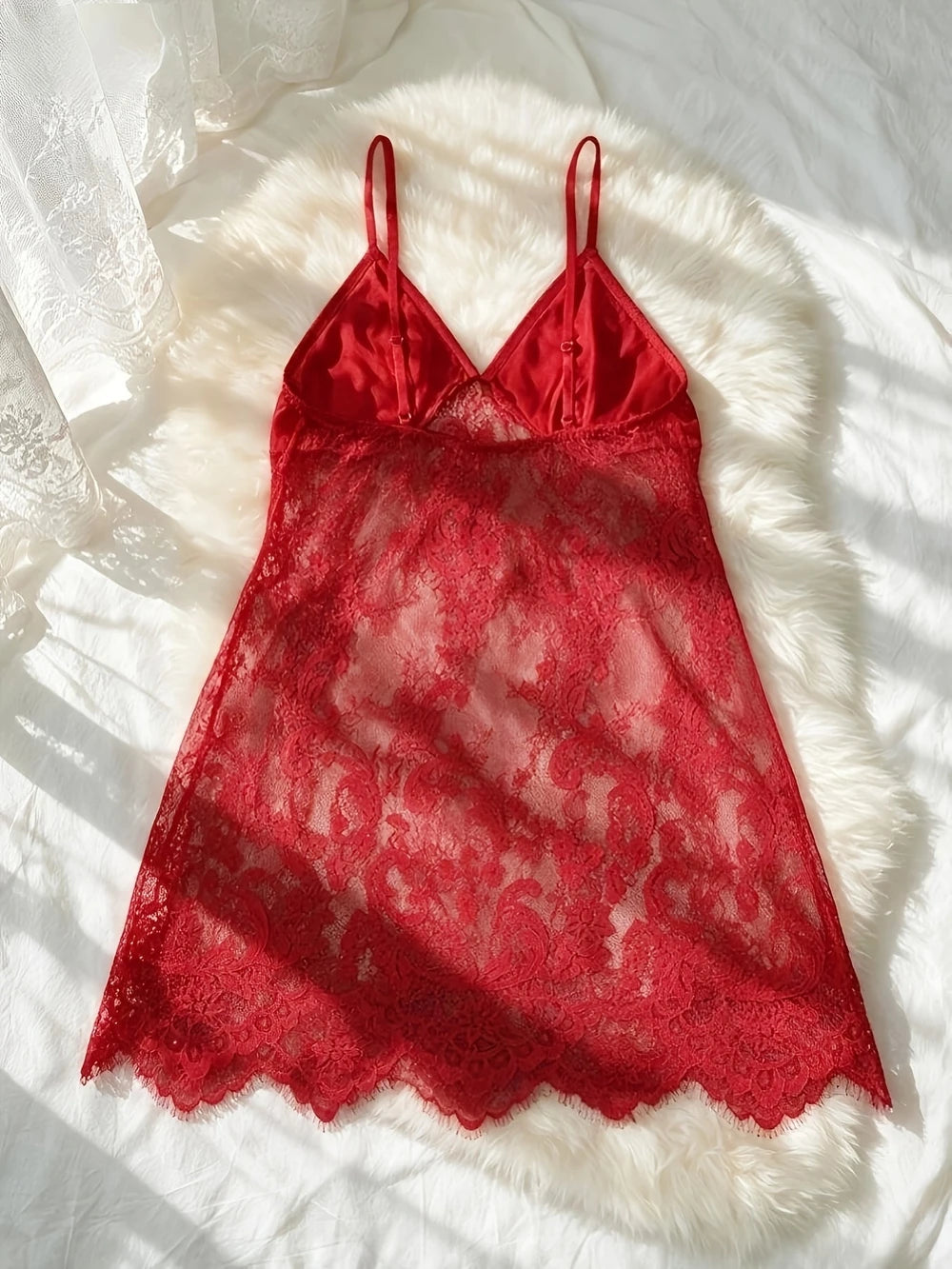 Spetsdetaljerad öppen rygg nattlinne-camisole